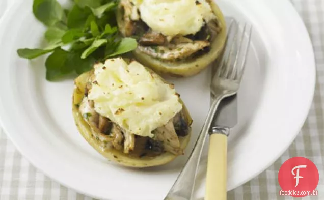 Frango e cogumelos spud pies