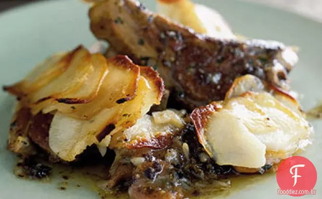 Cordeiro, pudim preto e mostarda hotpot