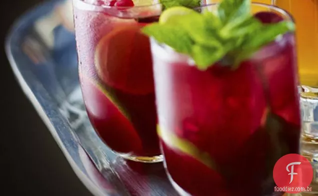 Romã Mojito mocktail