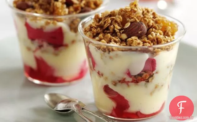 Ruibarbo e creme crunch