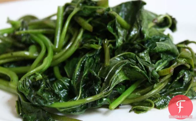 Verdes fritos com vinho de arroz