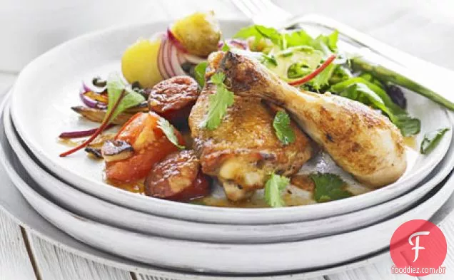 Frango com chouriço e alho-poró