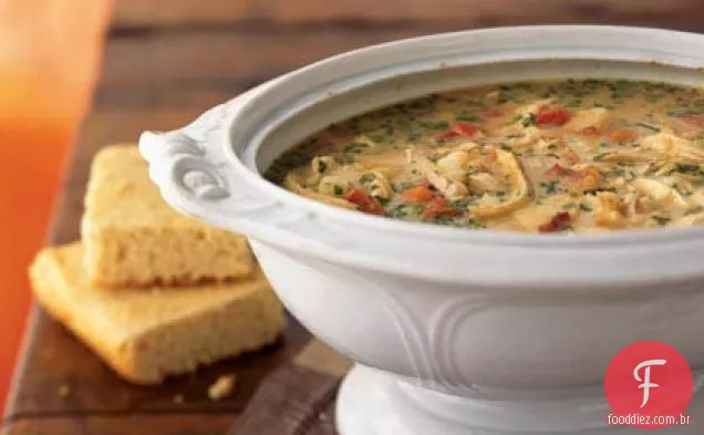 Chupa de Pollo con Chipotle (sopa de frango com Chipotle)