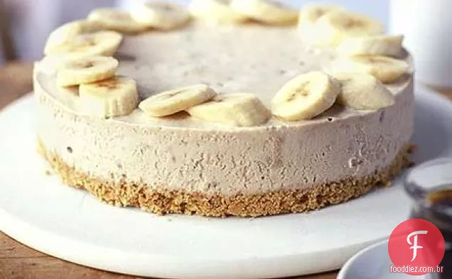 Cheesecake de banana e manteiga de amendoim congelado