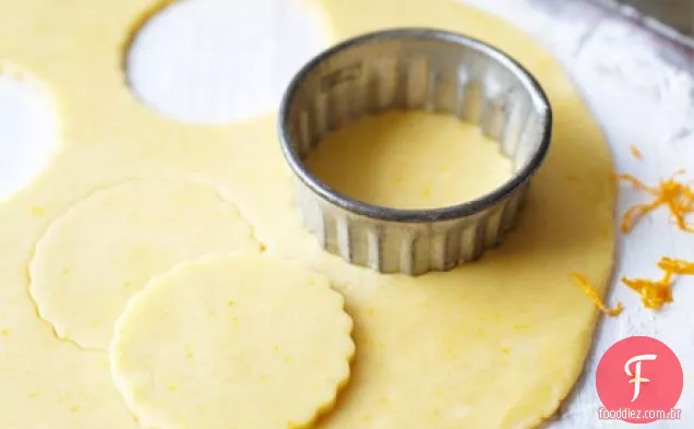 Tortas de massa laranja