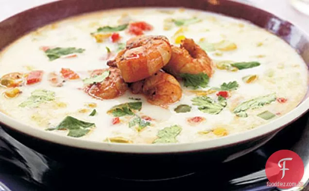 Sopa Tailandesa De Camarão De Coco