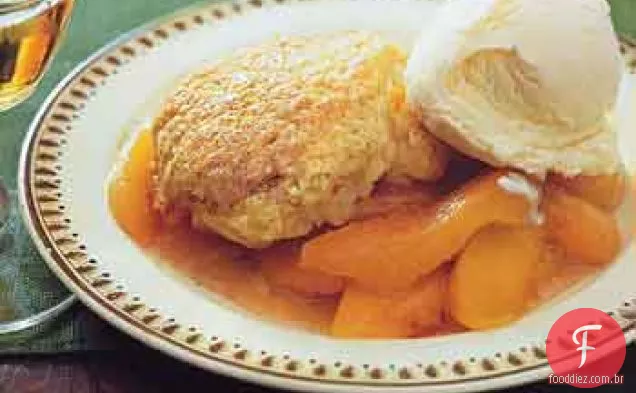 Pêssegos com cobertura de Shortcake