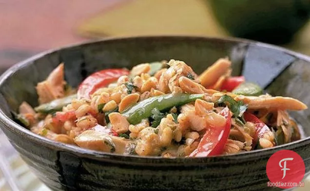 Risoto De Cevada De Frango Tailandês