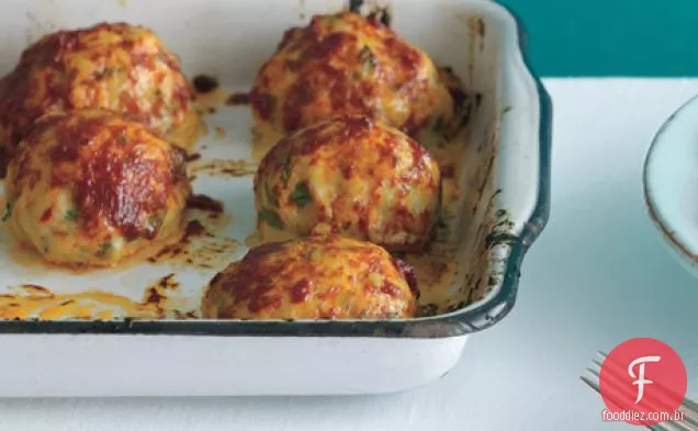 Almôndegas de frango assadas com Peperonata