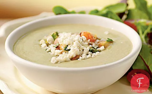 Sopa de abacate com sabor de citrinos-camarão