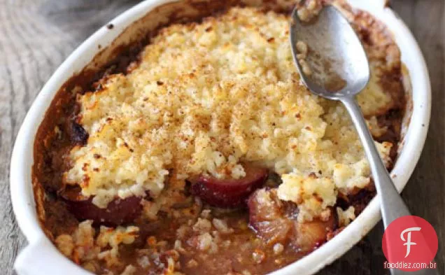 Pudim de arroz e ameixa temperada