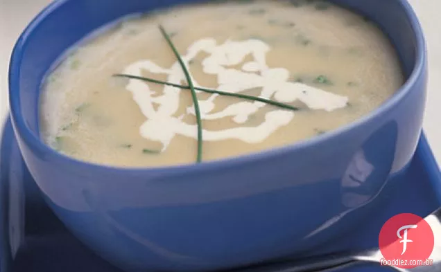 Alcachofra de Jerusalém e sopa de rábano