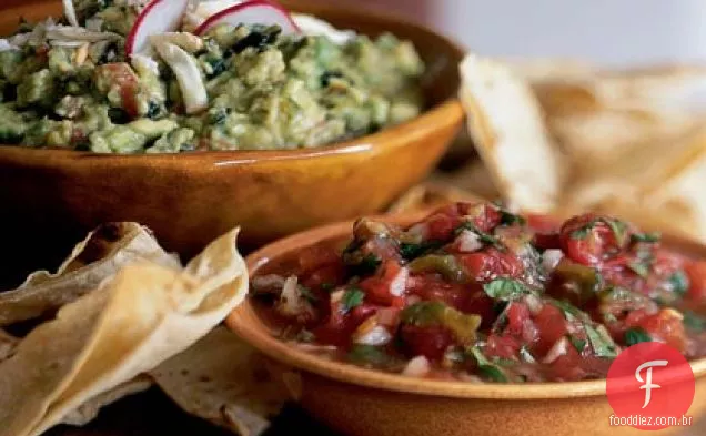 Torrado-Poblano Guacamole com alho e salsa