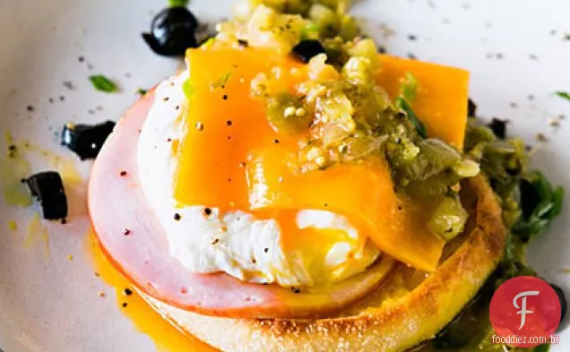 Salsa Verde Ovos Benedict
