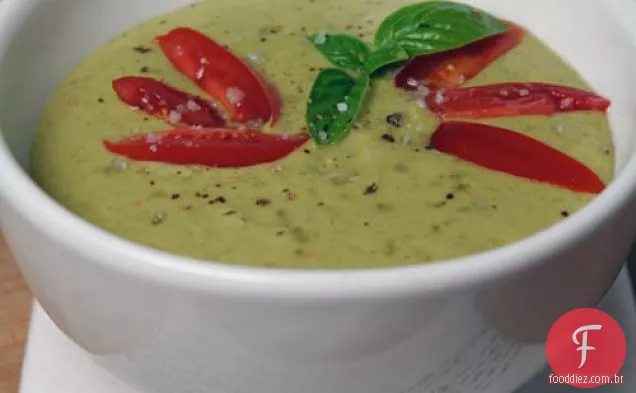 Geladeira Limpando Sopa De Abacate