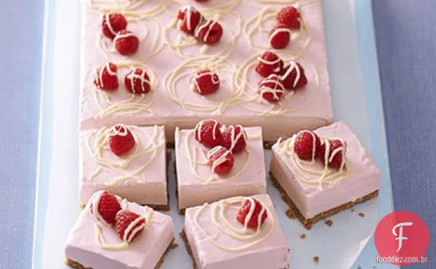 Framboesa congelada e cheesecake de choc branco