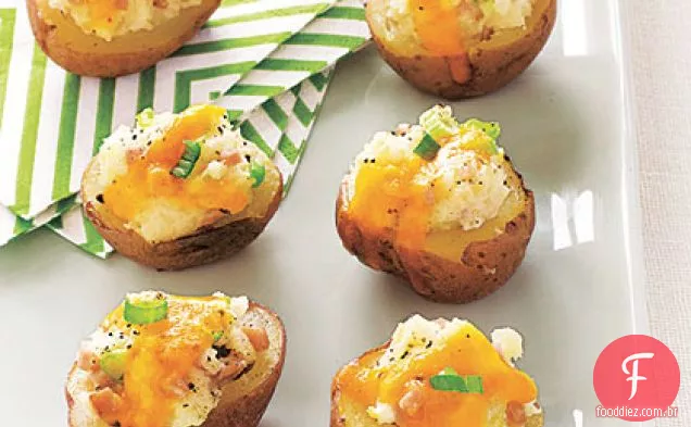 Cascas de batata com presunto e Cheddar