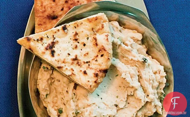Garlicky White Bean Dip