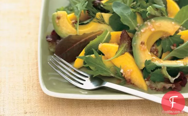 Salada De Abacate E Manga Com Vinagrete De Maracujá
