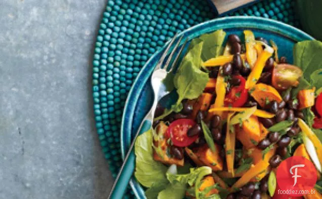 Batata-doce assada e Salada De Feijão Preto