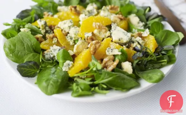 Salada de laranja, noz e palafitas