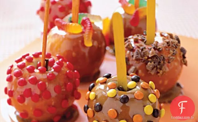 Maçãs De Caramelo Revestidas De Doces