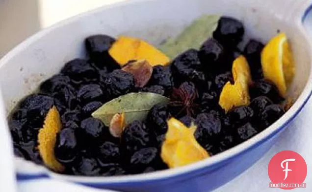 Azeitonas assadas com laranja e Baía