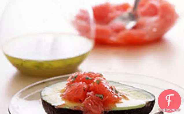 Saladas de abacate-toranja