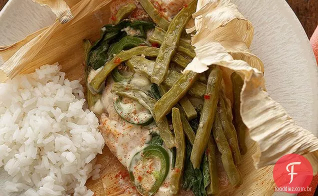 Catfish & Nopales em cascas de milho