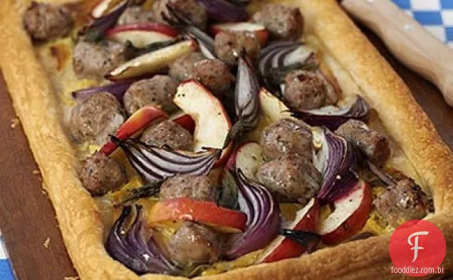 Mostarda, salsicha e torta de maçã