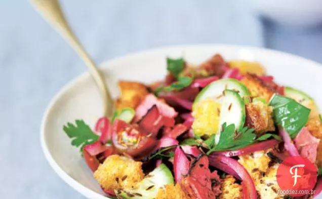 Pastrami e centeio Panzanella