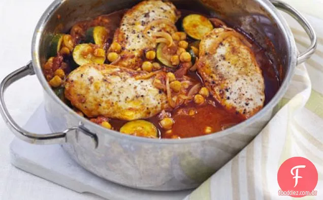 Frango marroquino de uma panela