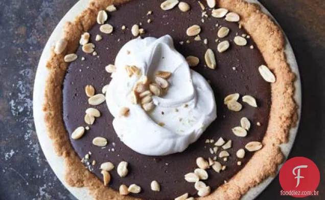 Torta de Pudim de Chocolate com crosta de amendoim salgada