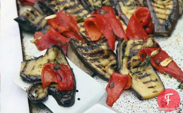 Salada de beringela e pimenta