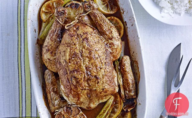 Frango assado com cinco especiarias, soja e limão
