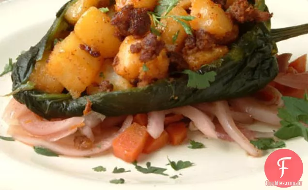 Chouriço-Chiles Poblano recheados com Escabeche agridoce