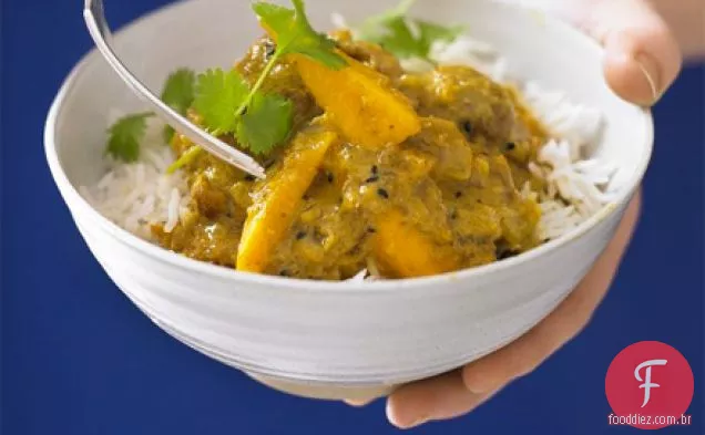 Creamy chicken & mango curry
