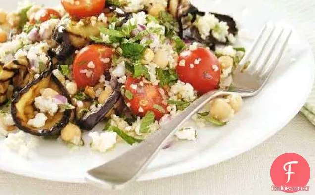 Feta tabbouleh com beringelas