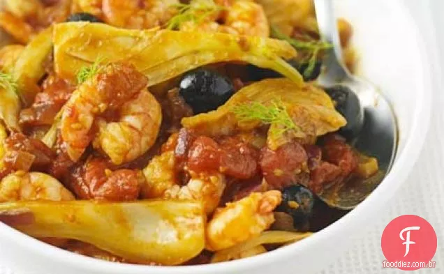 Camarão rápido, erva-doce e ragu de tomate