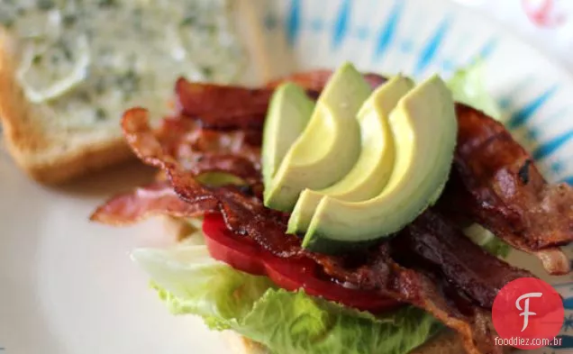 Califórnia Blt Com Abacate E Manjericão Maionese Receitas De