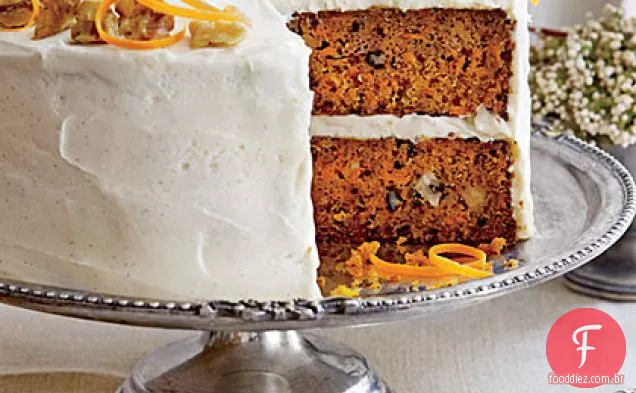 Bolo de cenoura com cobertura de Chèvre