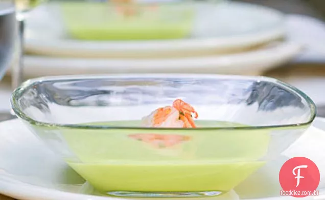 Sopa De Abacate Com Camarão Marinado
