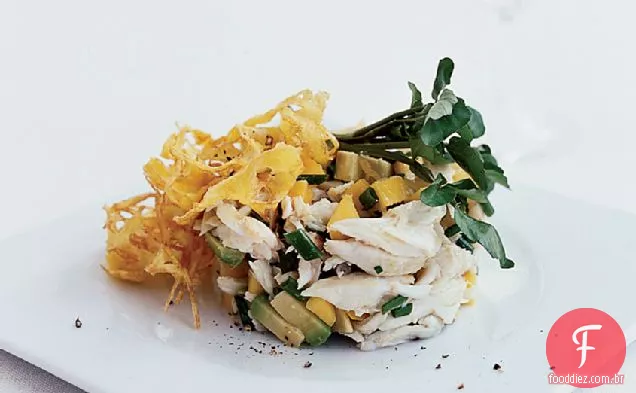 Salada de caranguejo com abacate e manga