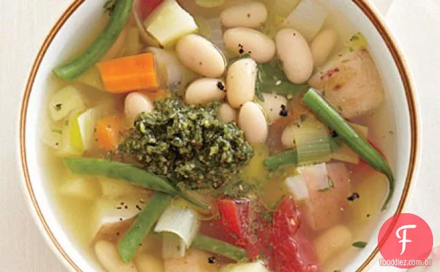 Ensopado de legumes de outono com Pesto De Hortelã