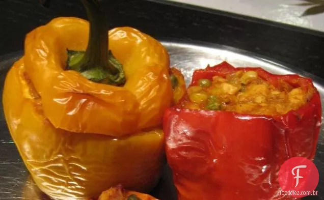 Paneer Bhurji Recheado Pimentões