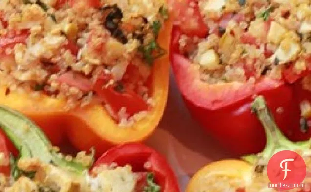 Pimentão Vermelho Recheado Vegetariano