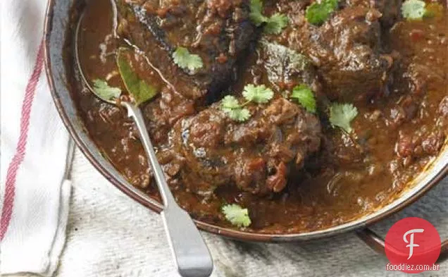 Bife e cebola refogados portugueses