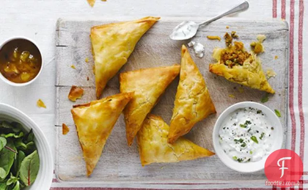 Cordeiro tikka samosas