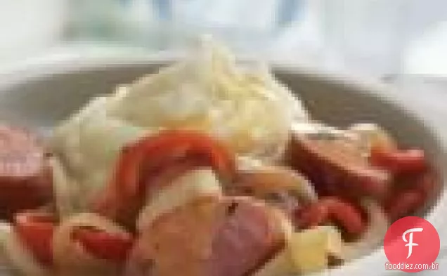 Salsichas assadas com pimentão