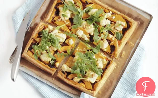 Abóbora, queijo feta e torta de pinhão
